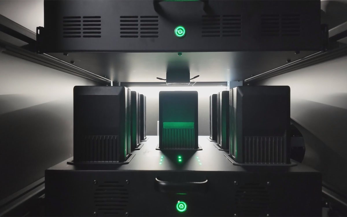 BS16 smart UAV battery storage cabinet digital interface