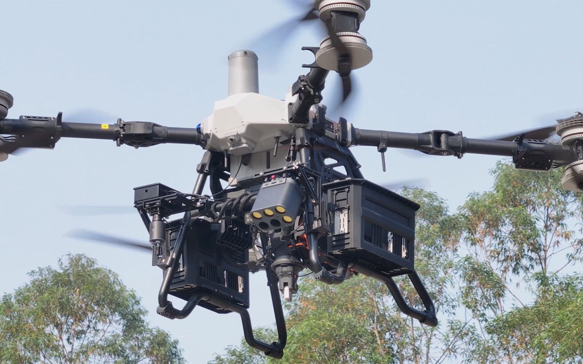 FS35 DJI FC100 multi-role cargo payload with multiple attachments